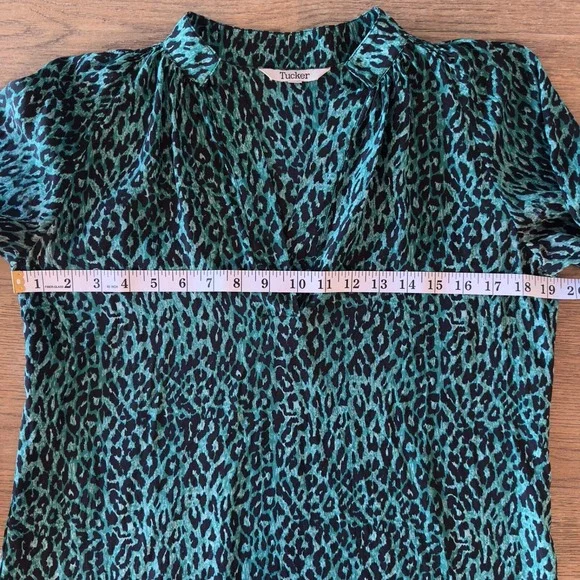 TUCKER 100% Silk Leopard Print Blouse-Aqua Green/Black-Womens Size S-Retail $295 - Picture 6 of 14